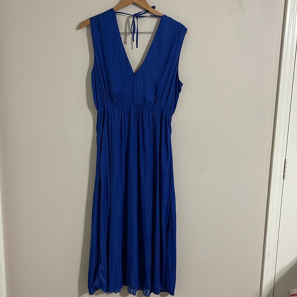 monoprix women’s flowy deep v-neck  sleeveless blue midi dress medium - Picture 9 of 9